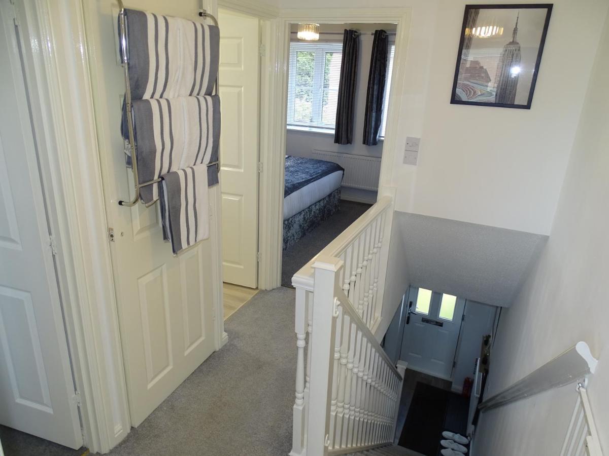 Stony Apartment House Донкастър Екстериор снимка