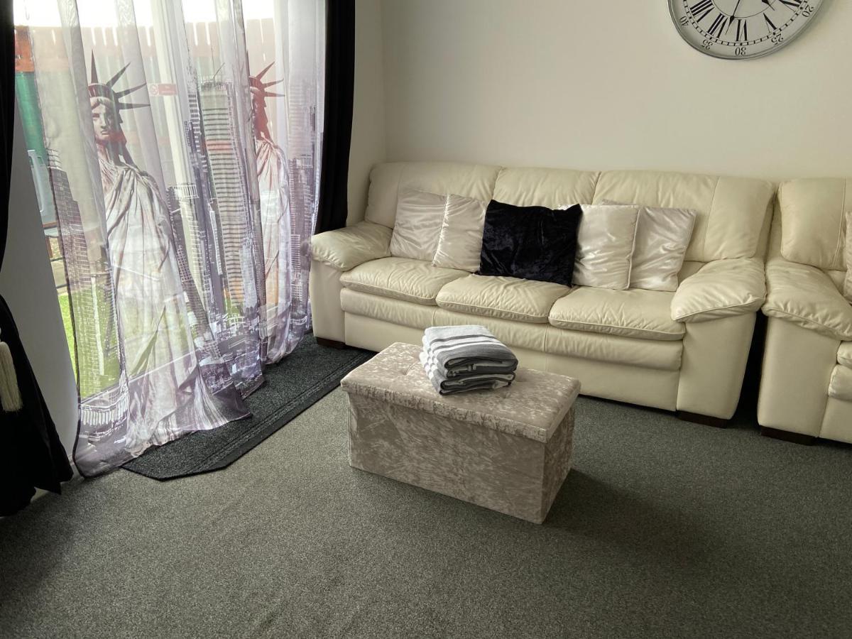 Stony Apartment House Донкастър Екстериор снимка